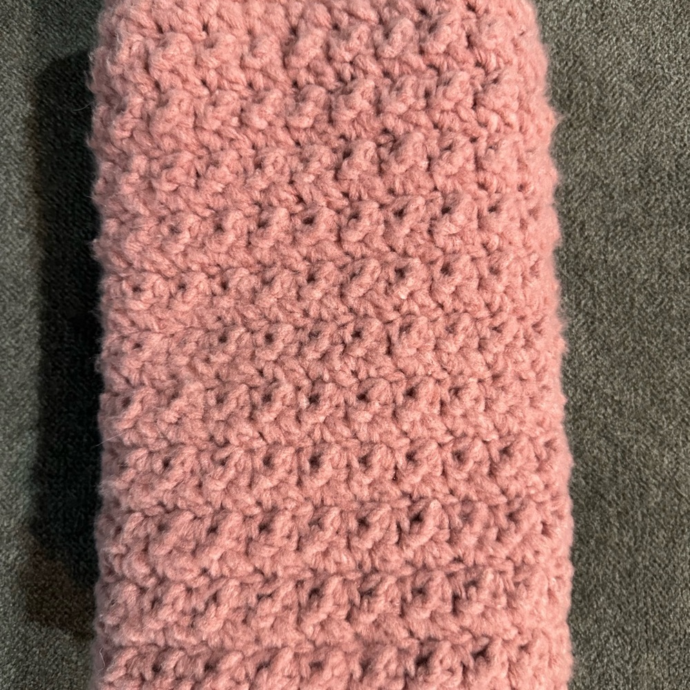 NEW HANDMADE Pink crocheted soft fleece baby blanket